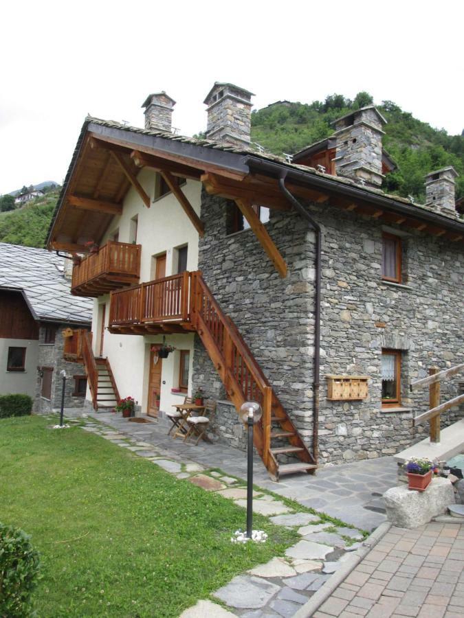 Chez Moillet Villa ลาซัลเล ภายนอก รูปภาพ